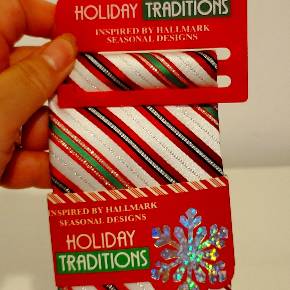 Holiday Traditions Men Tie by MMG